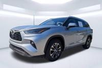 2021 Toyota Highlander XLE ** ( 3RD ROW SEATING) ** Sunroof Camera Jacksonville - Image 9