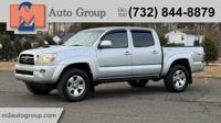 2005 Toyota Tacoma V6 4dr Double Cab 4WD SB East Brunswick, NJ - Image 2