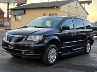 2016 Chrysler Town & Country Touring - WHEELCHAIR VAN / HAND CONTROLS! Wheelchair Van In Beaverton - Image 9