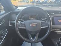 2023 CADILLAC XT4 AWD LOW PAYMENTS !! Milwaukie - Image 8