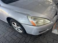 2004 Honda Accord Autotrader Private Seller - Image 4