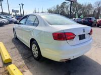 2011 Volkswagen Jetta 123k Miles West Mount Houston - Image 4