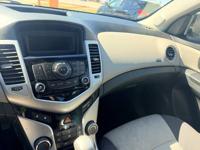 2014 Chevrolet Cruze LS West Mount Houston - Image 9