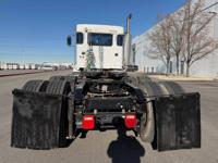 2007 *Kenworth* *T800* *Day* Cab Kenworth T800 - Image 6