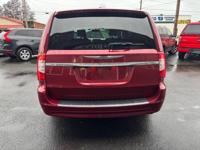 2014 Chrysler Town and Country Touring 4dr Mini Van Integrity Auto LLC - Image 7