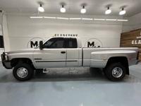 2002 Dodge Ram 3500 SLT Laramie Quad Cab 4X4 / 5.9L DIESEL / DUALLY 3500 + MM Investment Cars-Gladstone / WE SHIP NATIONWIDE - Image 4