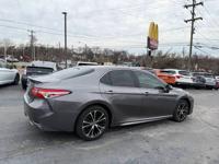 2018 Toyota Camry SE 4dr Sedan CRYSTAL AUTO SALES ~ NASHVILLE - Image 6