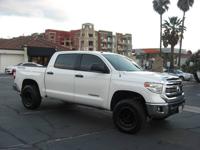 2017 Toyota Tundra Crewmax Off-Road 4x4 all records 4.6 v8 white A+++ Escondido - Image 2