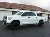 2017 Toyota Tundra Crewmax Off-Road 4x4 all records 4.6 v8 white A+++ Escondido - Image 4