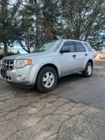 2010 FORD ESCAPE XLT — ON SALE!!! Aurora