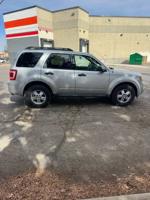 2010 FORD ESCAPE XLT — ON SALE!!! Aurora - Image 7