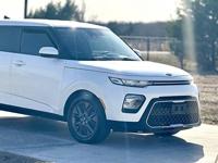 2021 Kia Soul S - Image 5