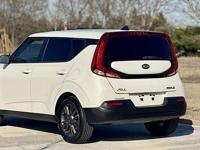 2021 Kia Soul S - Image 9