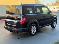 2011 Honda Element EX-P AWD — EXTREMELY RARE • CULT CLASSIC Honda Element In Beaverton - Image 9