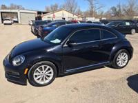 2019 Volkswagen Beetle SE Houston - Image 4