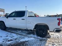 2022 Chevrolet Silverado 1500 Double Cab Short Bed S Manning Rd El Reno, Ok / N.E.Corner of I-40 & Manning - Image 8