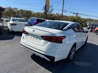 2020 Nissan Altima 2.5 S 4dr Sedan CRYSTAL AUTO SALES INC ~ 2204 Nolensville Pike NASHVILLE - Image 6