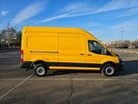 2021 Ford Transit 250 ONLY 97k mil brooklyn - Image 6