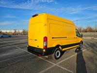 2021 Ford Transit 250 ONLY 97k mil brooklyn - Image 7
