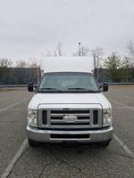 2014 Ford E-350 12ft BOX 9950 GVWR SINGLE WHEEL - Image 4