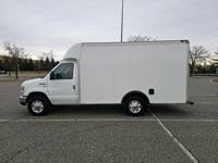 2014 Ford E-350 12ft BOX 9950 GVWR SINGLE WHEEL - Image 10