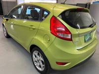 2011 FORD FIESTA SES HATCHBACK - 33,000 MILES - GREEN PHOENIX - Image 5