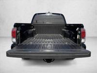 2021 Toyota Tacoma 4WD TRD Off Road 4x4 Truck Crew cab AUTONATION Call (623) 207-1814 to confirm availability - February 20th - Image 8