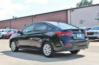 2022 HYUNDAI ACCENT SE SEDAN Houston - Image 10