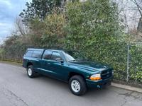 Extra clean 1998 Dodge Dakota club cab Pick up truck **109,198 Miles** Salem - Image 3