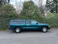 Extra clean 1998 Dodge Dakota club cab Pick up truck **109,198 Miles** Salem - Image 5