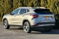 2025 Chevrolet Trax Chevy LT SUV ((CALL FOR PRICE)) - Image 7