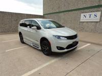 33K MILE CHRYSLER PACIFICA TOURING HANDICAPPED WHEELCHAIR PWR RAMP Irving, TX - Image 4