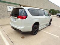 33K MILE CHRYSLER PACIFICA TOURING HANDICAPPED WHEELCHAIR PWR RAMP Irving, TX - Image 8