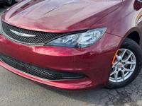 2022 Chrysler Voyager LX, Great Family Car, Easy Financing, SKU:26921 San Diego Auto Finders - Image 4