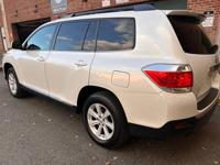 /DOWN‼️ /MONTH‼️2012 TOYOTA HIGHLANDER‼️ IG@approvalmotors | 24 PICS ATTACHED| QUEENS NY|NO FEES EVER - Image 3