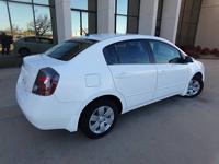 2008 Nissan Sentra 4dr Sdn I4 CVT 2.0 - Image 4