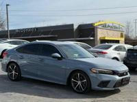 2024 Honda Civic Touring 4dr Sedan CRYSTAL AUTO SALES ~ NASHVILLE - Image 4