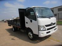 2019 HINO 155 WITH A 18 FEET FLAT BED WITH STAKES - Image 3