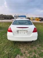 2006 Honda Accord low miles - Image 5