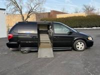 2005 Dodge Grand Caravan SXT HANDICAP VAN w/HAND CONTROLS 50K Philadelphia - Image 3