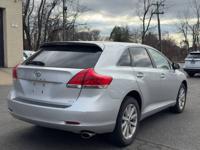 2010 TOYOTA VENZA AWD CLEAN CARFAX GREAT ON GAS RUNS GREAT FEASTERVILLE - Image 6