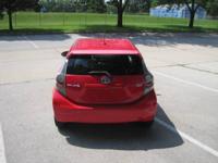 2013 Toyota Prius c Autotrader Private Seller - Image 4