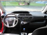 2013 Toyota Prius c Autotrader Private Seller - Image 6