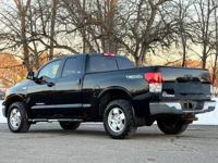 2010 Toyota Tundra 4WD Truck Grade 4x4 4dr Double Cab Pickup SB (5.7L East Brunswick, NJ - Image 4