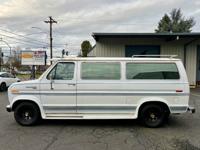 💥RARE Ford E-150 Club Wagon 5.8L V8 FACTORY CONVERSION VAN CLEAN💥 South Salem - Image 3