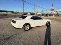 2018 Dodge Challenger SXT - Image 4