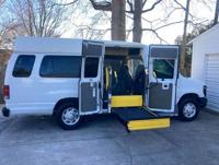 ♿2OO8 FORD E-25O WHEELCHAIR VAN♿BRAUN MILLENNIAL LIFT *60K MILES ♿WHEELCHAIR ACCESS ENTERVAN ★EXTRA CLEAN ★VERY AFFORDABLE - Image 3