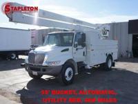 2007 International 4300 55' BUCKET, AUTOMATIC, UTILITY BED, LOW MILES