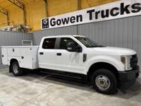 2019 Ford F350 DRW XL Crew Cab 4wd Utility Bed Mid TN - Image 2