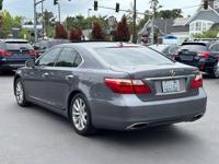 2012 Lexus LS 460 LUXURY//RELAIABLE - Image 8